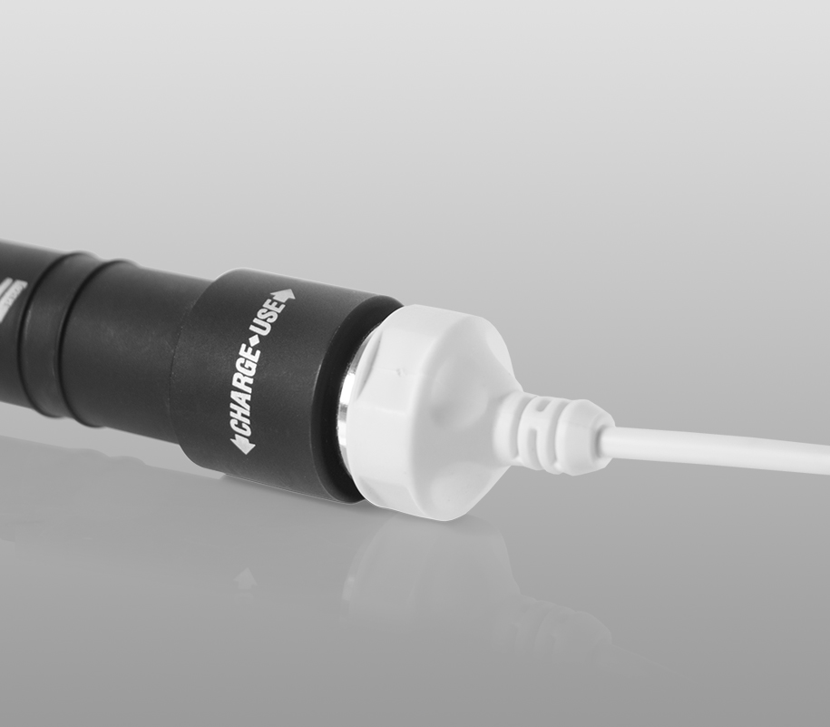 Armytek Wizard Magnet USB XP-L White