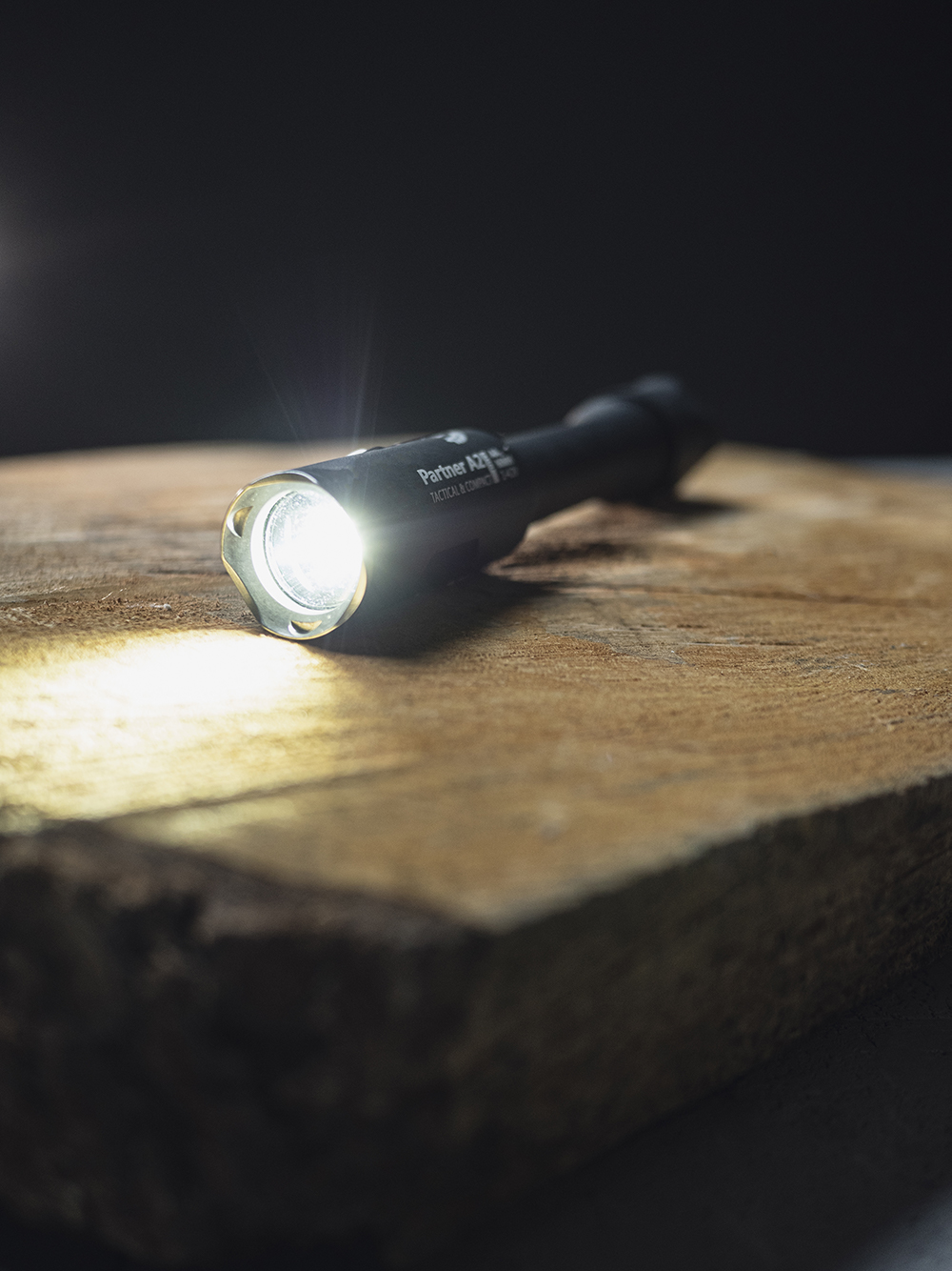 Armytek Partner A2 XP-L White
